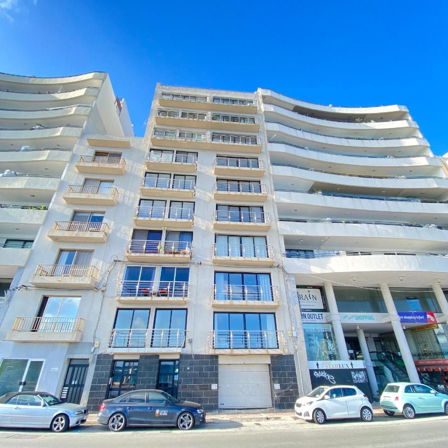 F2 - Lovely Two Bedrooms Flat Sea View, St Julians Saint Julian's