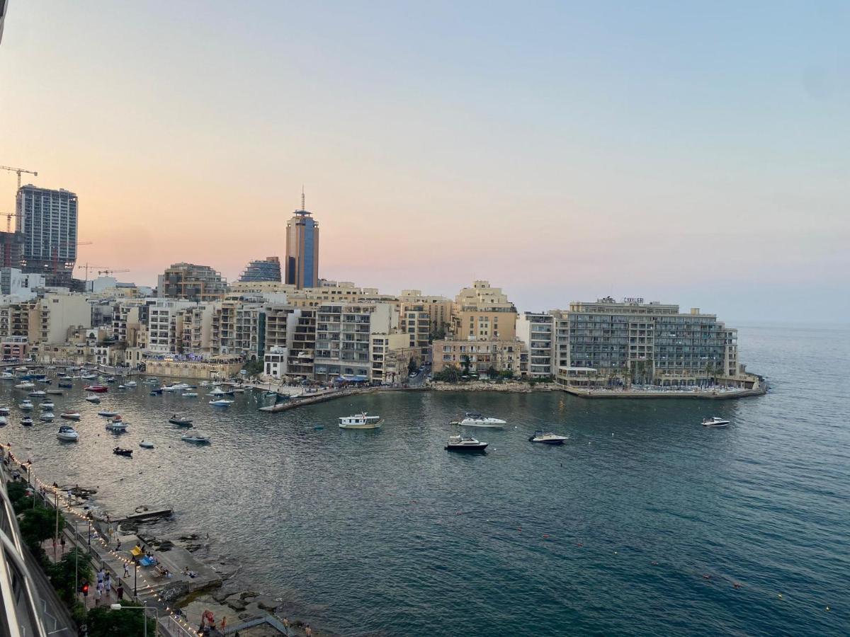 F2 - Lovely Two Bedrooms Flat Sea View, St Julians *