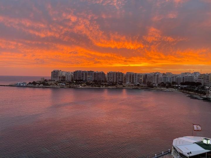 Apartment F2 - Lovely Two Bedrooms Flat Sea View, St Julians
