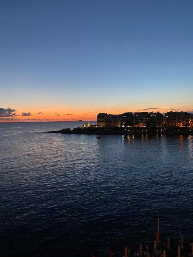 F2 - Lovely Two Bedrooms Flat Sea View, St Julians * Saint Julian's