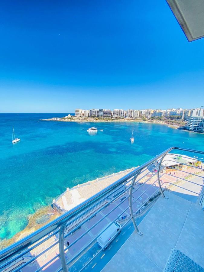F2 - Lovely Two Bedrooms Flat Sea View, St Julians Apartment *
